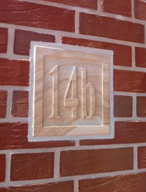 Bild - Hausnummer aus Naturstein