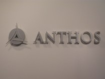 Bild - 3 D-Buchstaben und Logo aus Aluminium